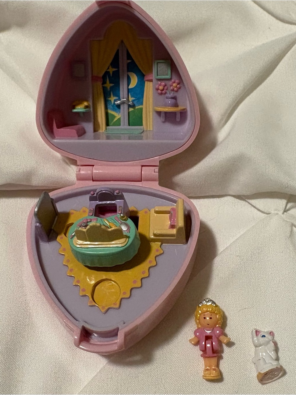 Polly Pocket Polly’s Big Night Out 1991 Ring Case Complete, by Blue Bird